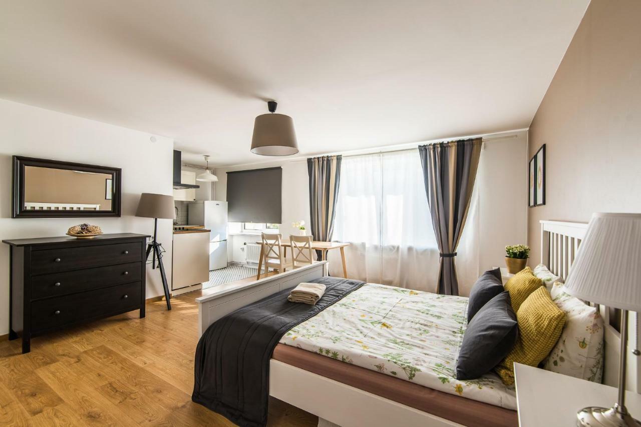 Sunshine Apartment Liepāja Exterior foto